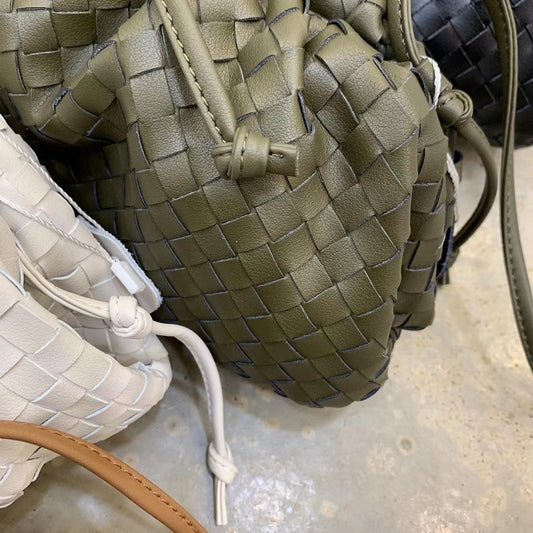 Genuine Leather Handbags Sheepskin Woven Shoulder Bag