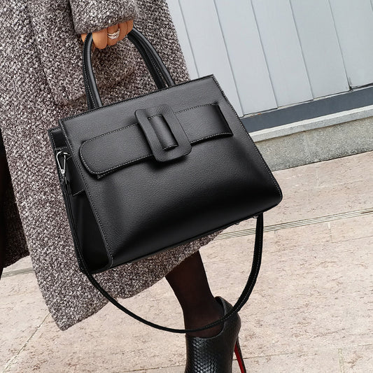 Large-Capacity Black Bag
