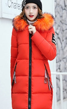Large fur collar mid-length coat