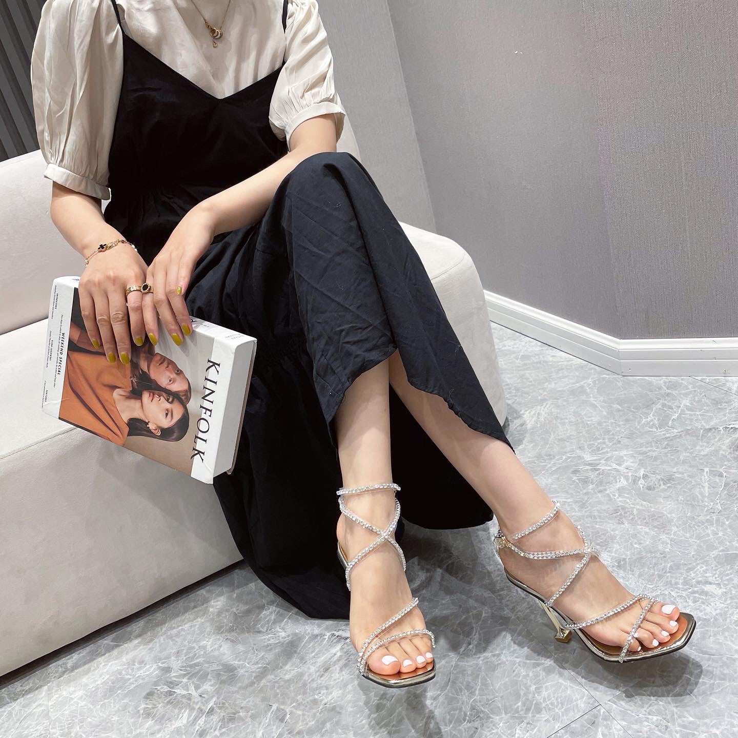 Rhinestone Cross Strap Stiletto High-heeled Large Size Sandals